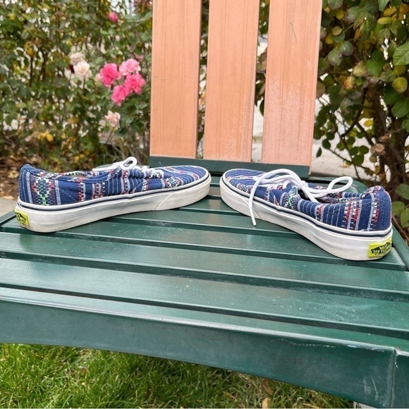 Vans tribal Aztec lace up sneakers - Picture 3 of 6